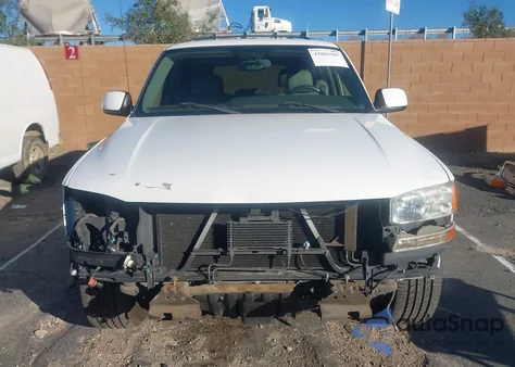 2004 GMC Yukon Sle z USA, uszkodzony, nr VIN 1GKEC13T14R293390